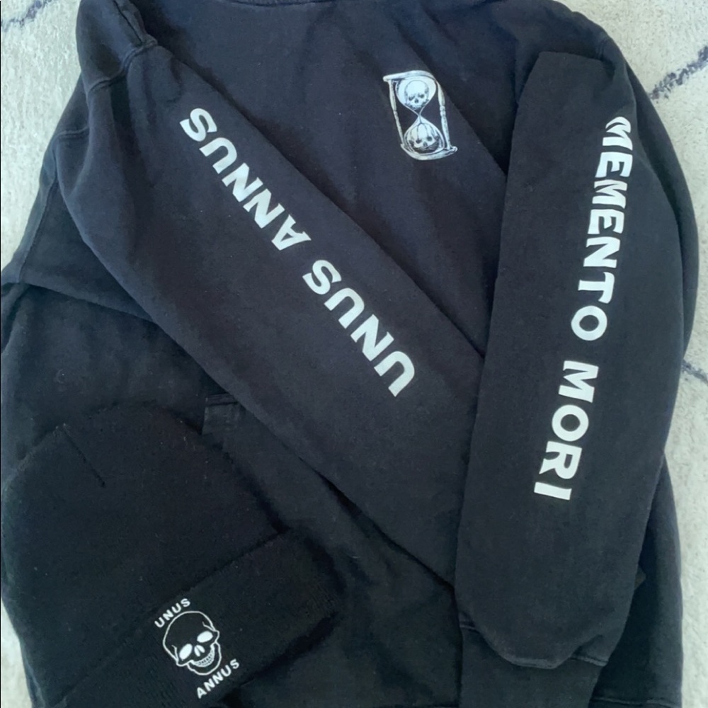Unus Annus Official Limited Edition beanie and hoodie bundle